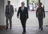 Piñera suspende viaje a Argentina tras desaparición de avión de la FACh