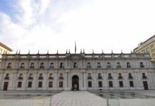 Panel Ciudadano UDD: 72% apoya eliminar contribuciones y 43% cree que la baja de impuestos no impulsará el crecimiento económico