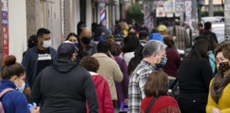 Nuevos casos siguen sobre 2.000 diarios: París reconoce críticas sobre trazabilidad de contagios