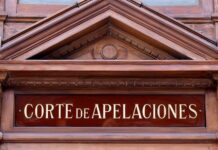 Corte de Santiago confirma condena de militares (r) por quema de archivos de la CNI