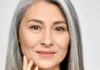 Mujeres jóvenes con canas ¿Moda o tendencia? Experta te dice cómo cuidar el cabello si decidiste dejarlas crecer