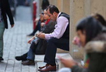 Desempleo en Chile traspasa la barrera del 9% y llega a su mayor nivel desde junio de 2021