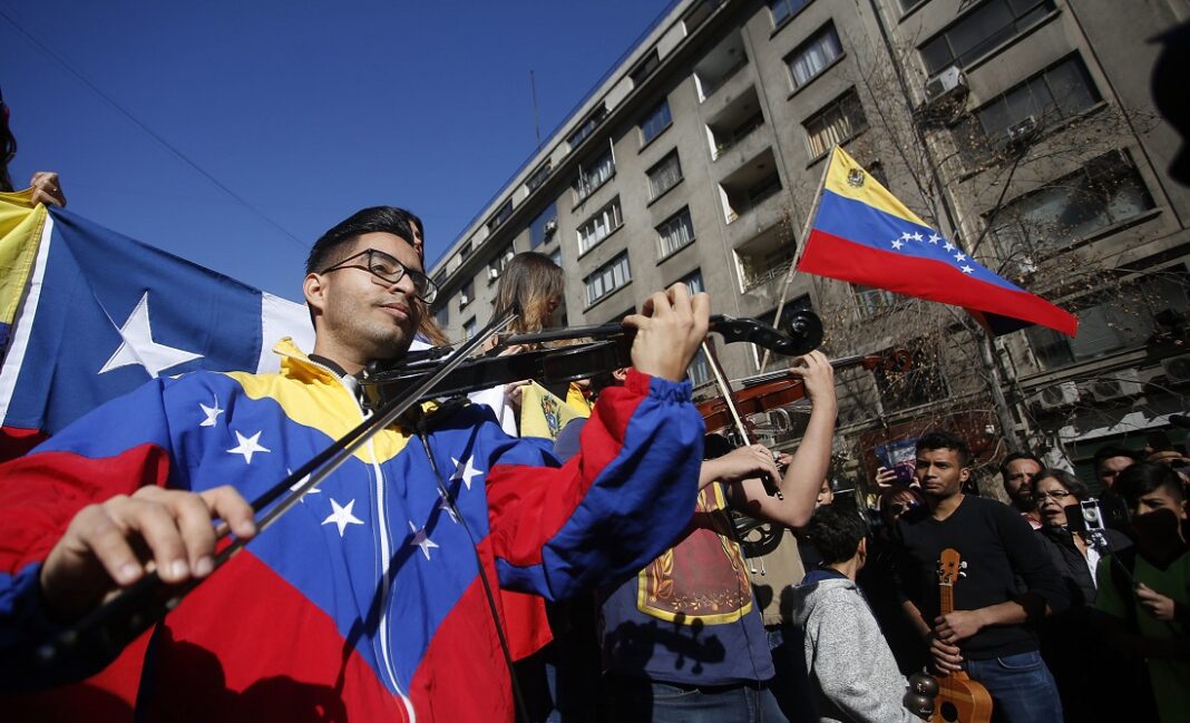 La comunidad Venezolana en Chile se manifiesta en contra de Nicolas Maduro