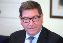 Inéditas críticas de biministro Mas a Codelco tensionan junta de accionistas de la estatal