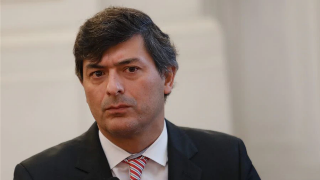 PARISI