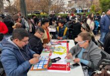 Miles de familias llenaron el corazón de Rancagua en exitosa Cambiatón de Láminas del Mundial 2026