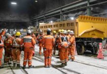 El Teniente: Trabajo colaborativo devuelve a la operación cuatro carros ferroviarios para traslado de mineral