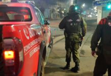Operativo liderado por municipio detecta local clandestino de alcoholes y termina con dos detenidos por porte de armas