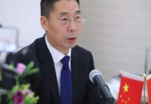 Embajador de China critica arancel EEUU a Chile: «Debemos seguir las normas acordadas por la mayoría»