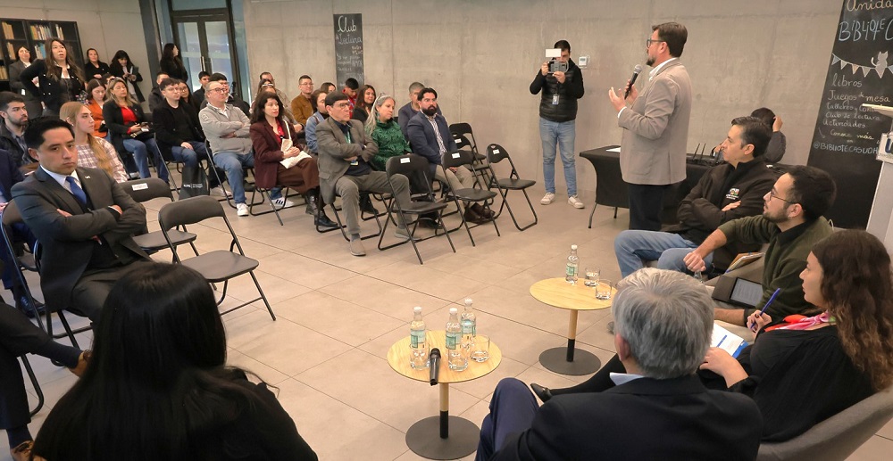 Lanzamiento Alumni-4