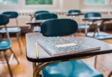 Resultados PISA 2025: Investigadores advierten que retroceso en Lectura equivale a medio año de aprendizaje perdido