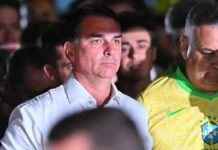 Aseguran que EEUU dará asilo a Flavio Bolsonaro tras huida de Brasil junto a su familia
